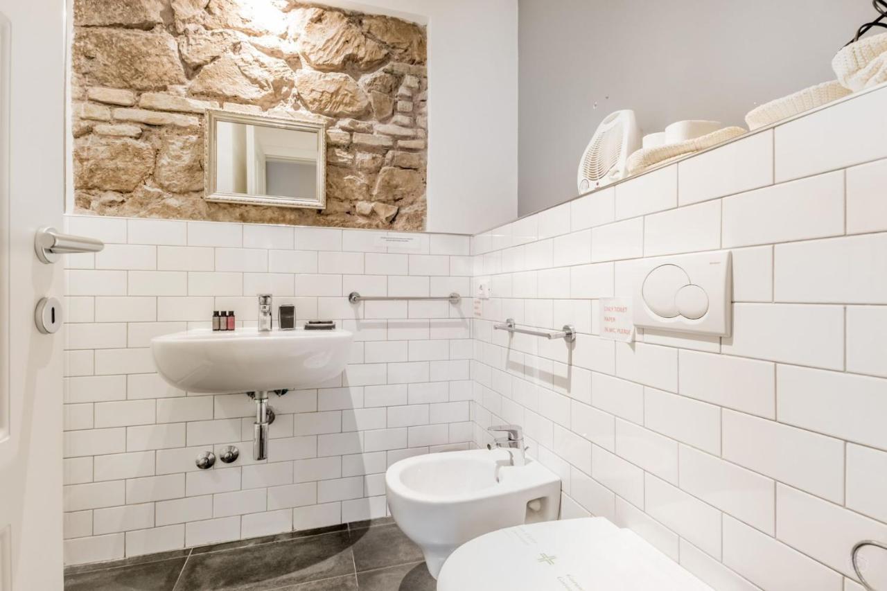 B&B Trastevere 94 Рим Экстерьер фото